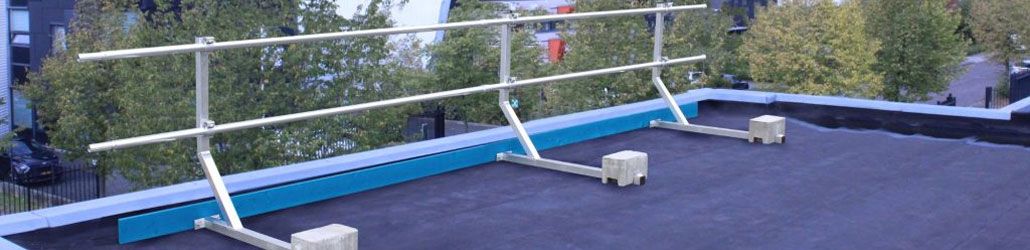 Dakrandbeveiliging voor een recht dank van ASC