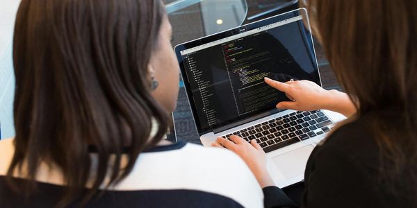 How to Source Candidates in Niche Technical Roles When LinkedIn Doesn't Work