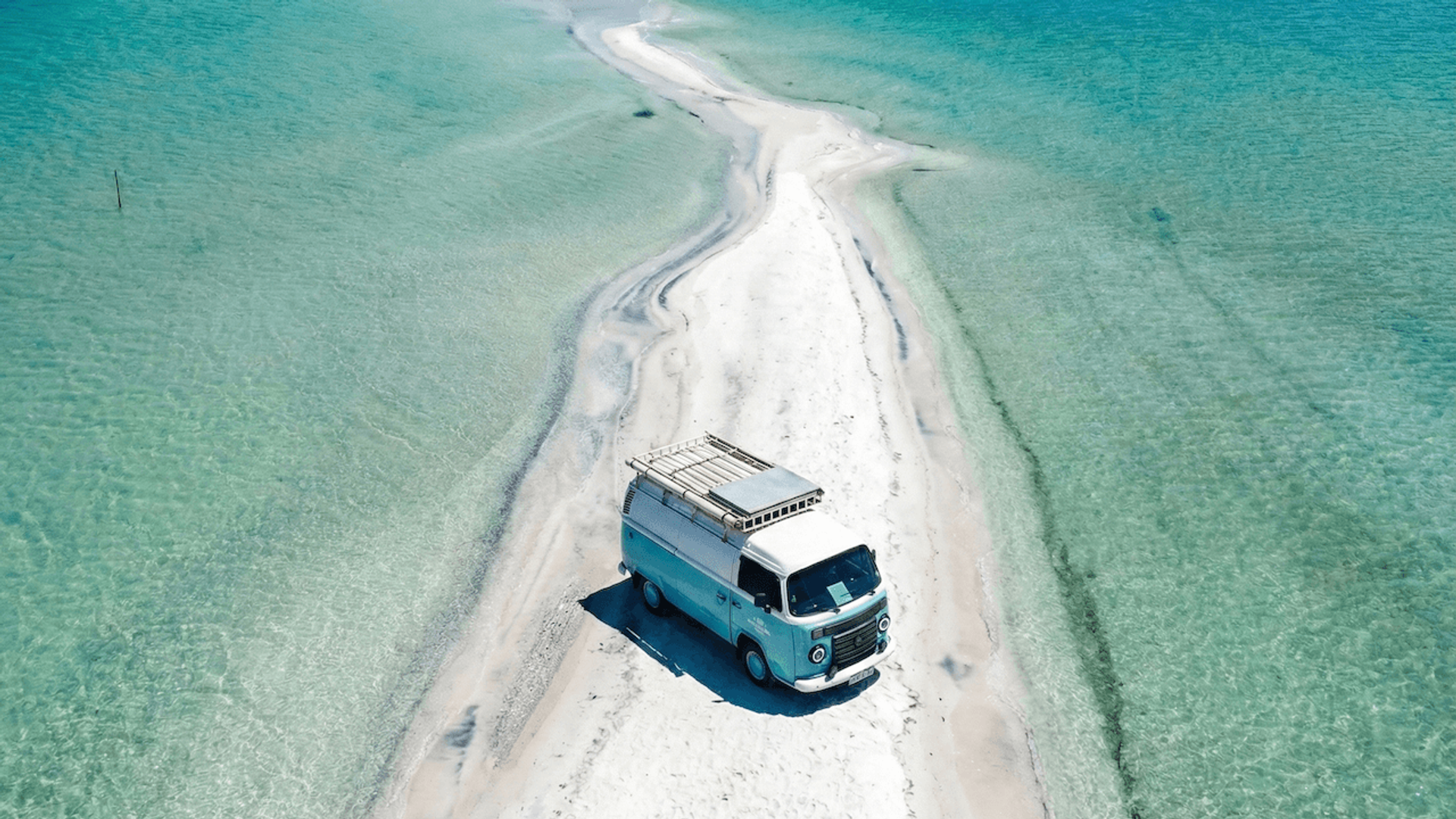 Vanlife, Carro ou Moto: Qual é o Melhor para Começar Gastando Menos?