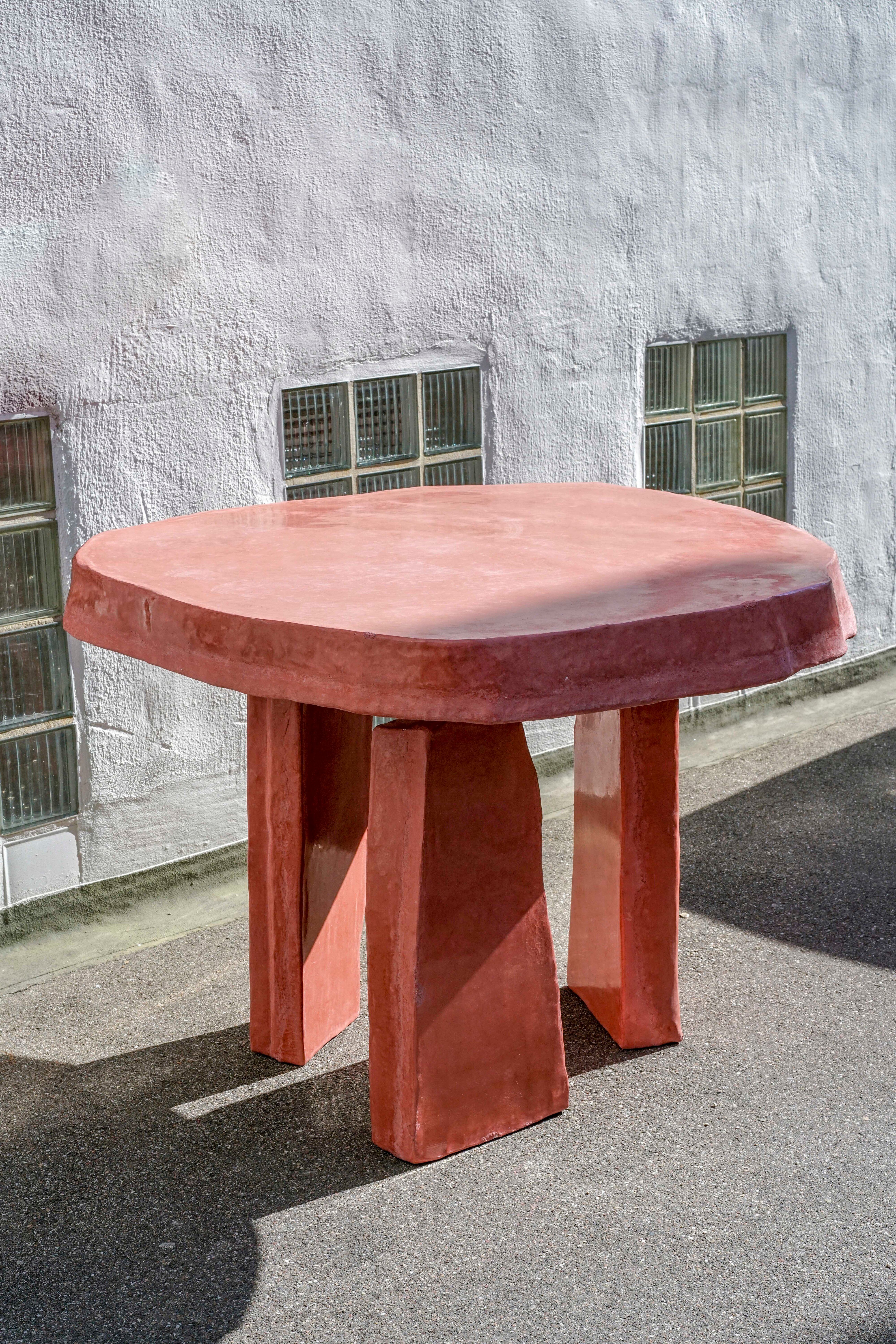 Dolmen Table