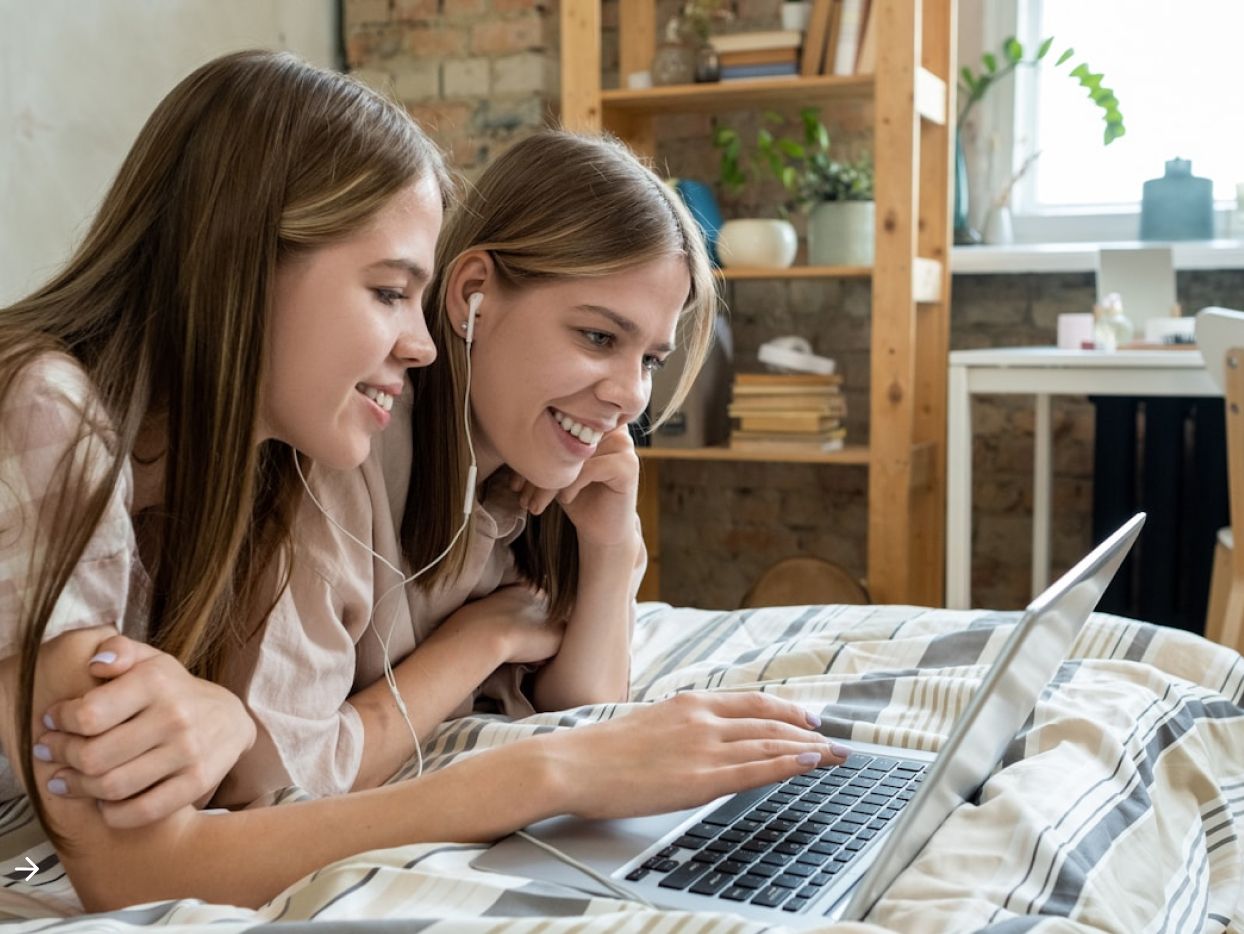 fingerless gloves hacking computer