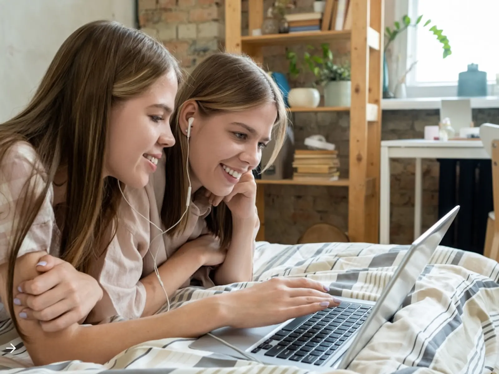 fingerless gloves hacking computer