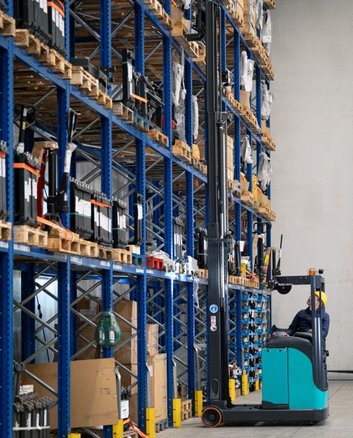 Reach Trucks
