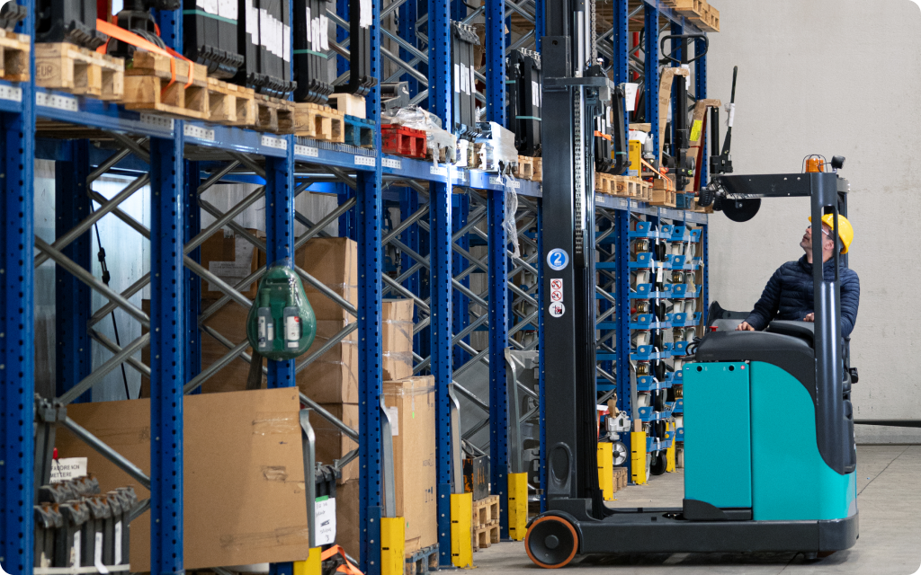 Reach Trucks