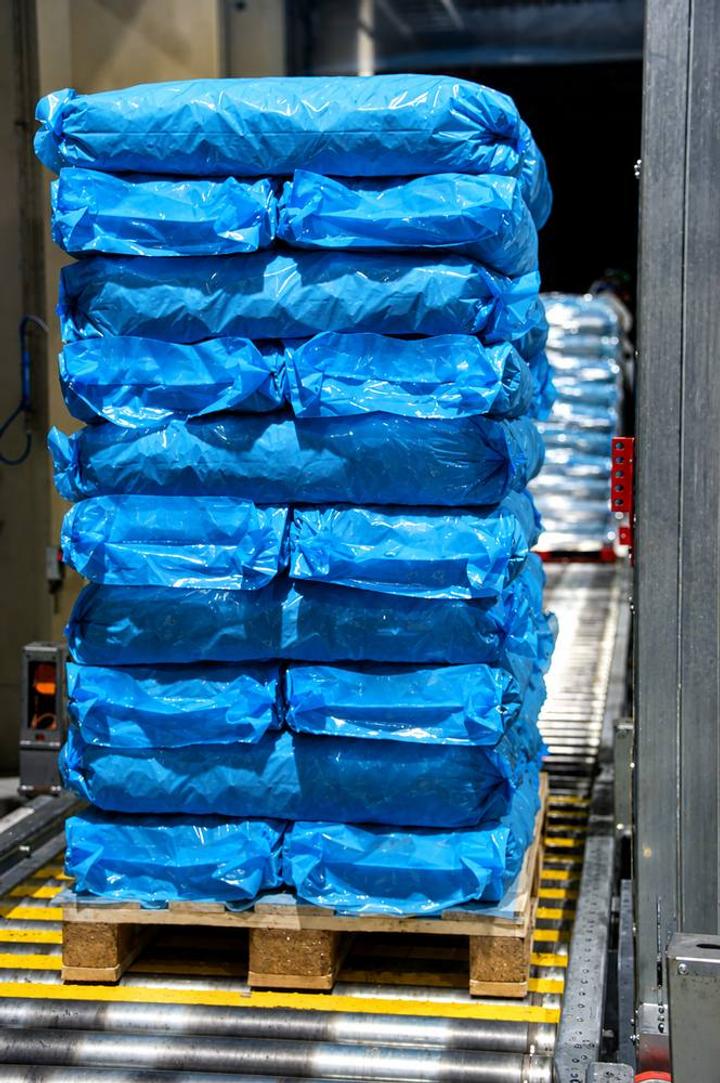 Folie voor zakken op pallet