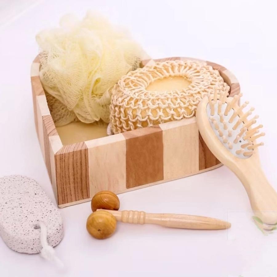 Bath Set with Wooden Heart Gift Box