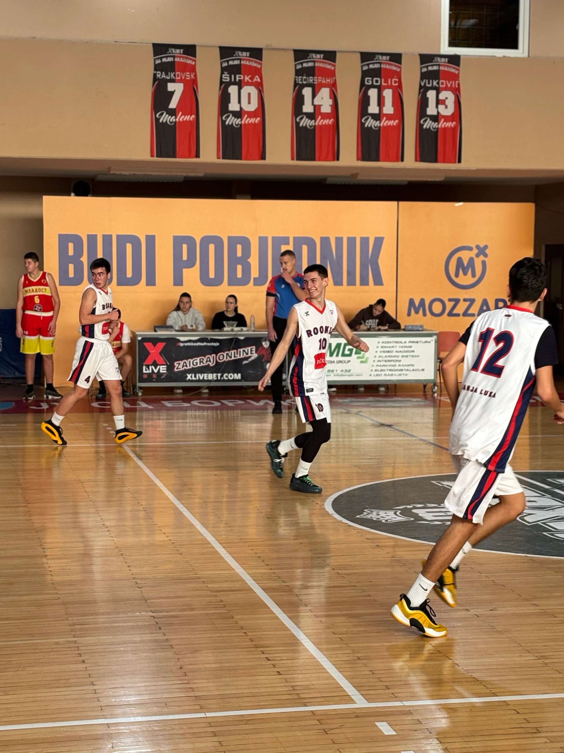 Nedjeljni početak dana