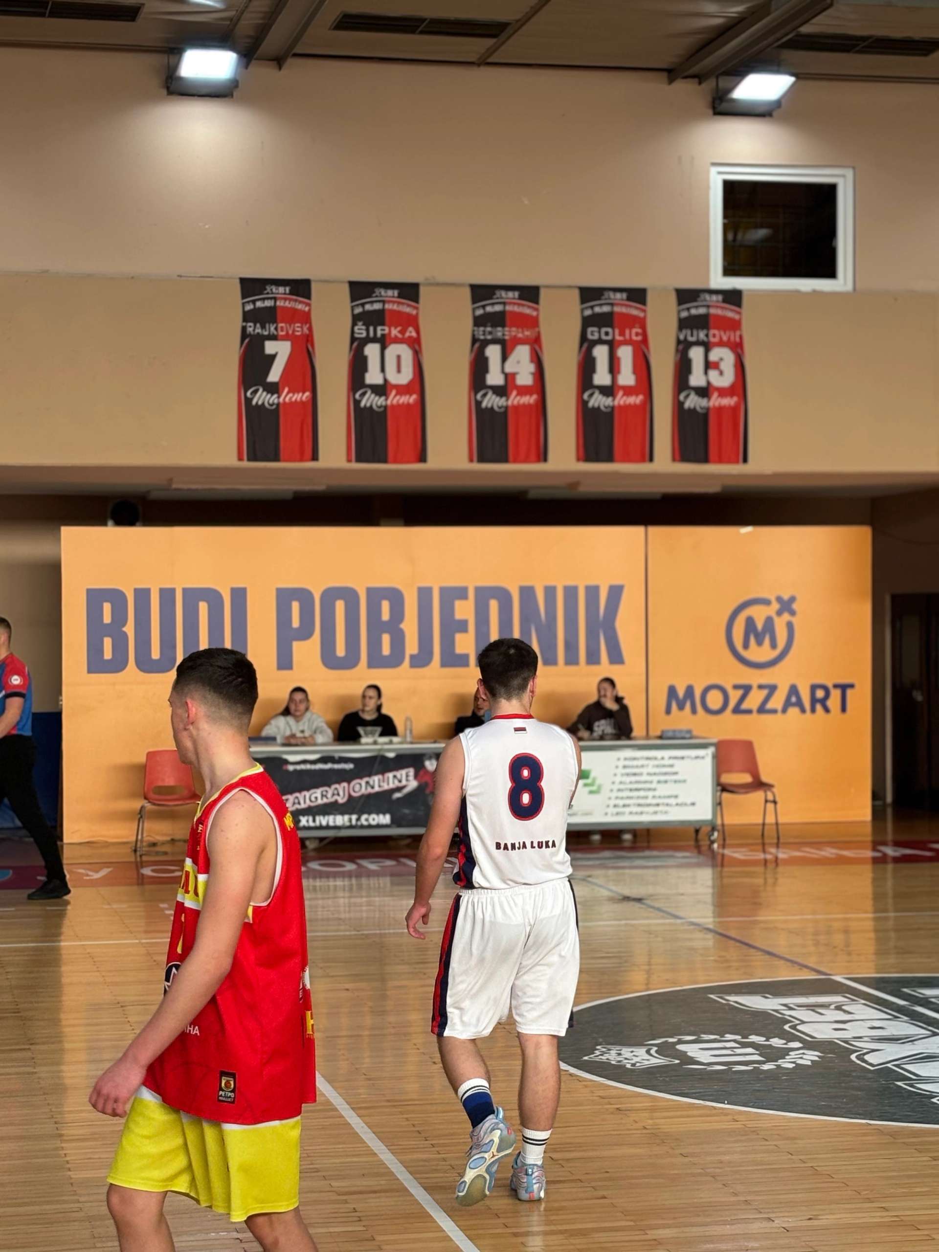 Nedjeljni početak dana