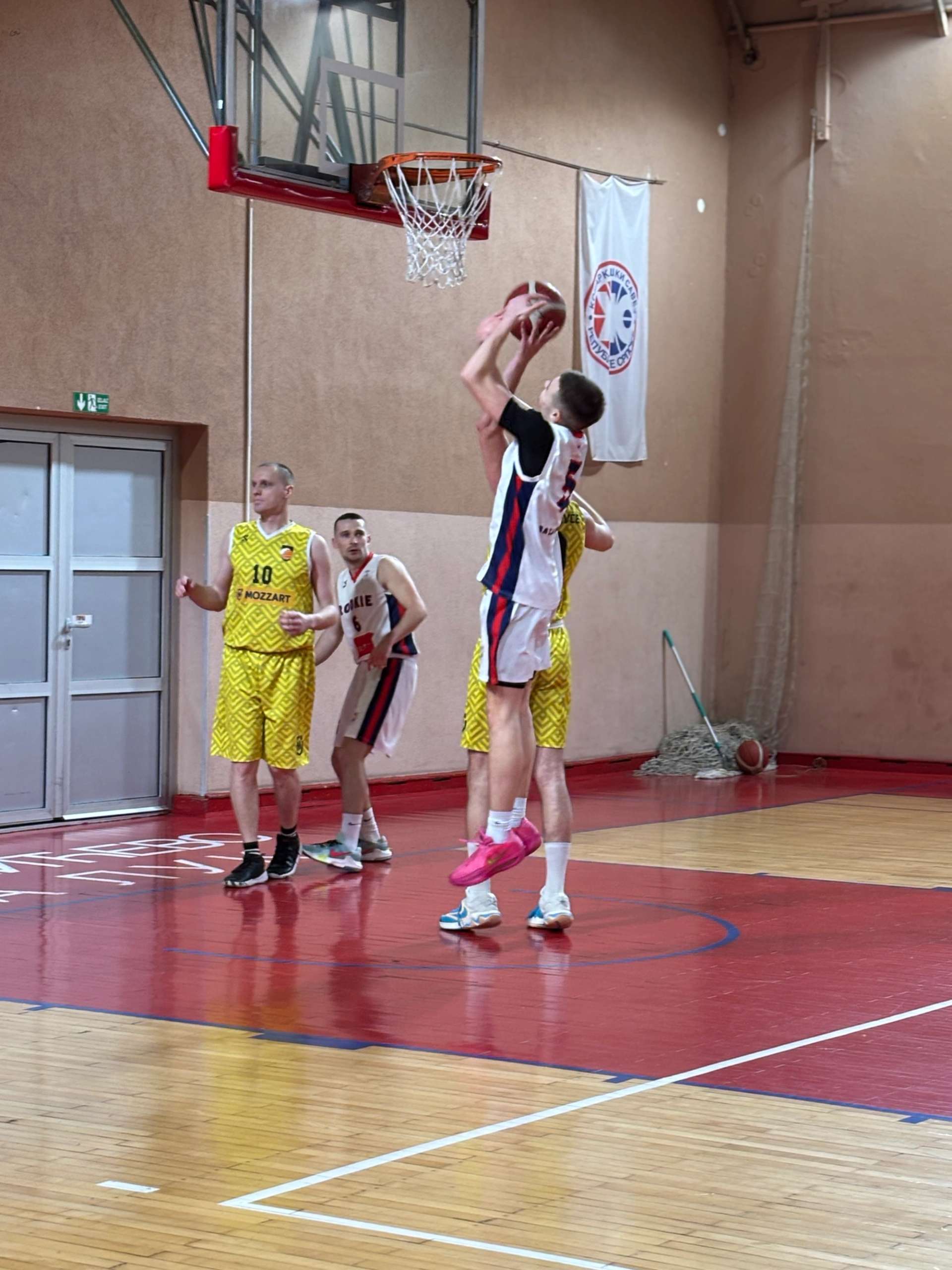 Seniori odnijeli pobjedu