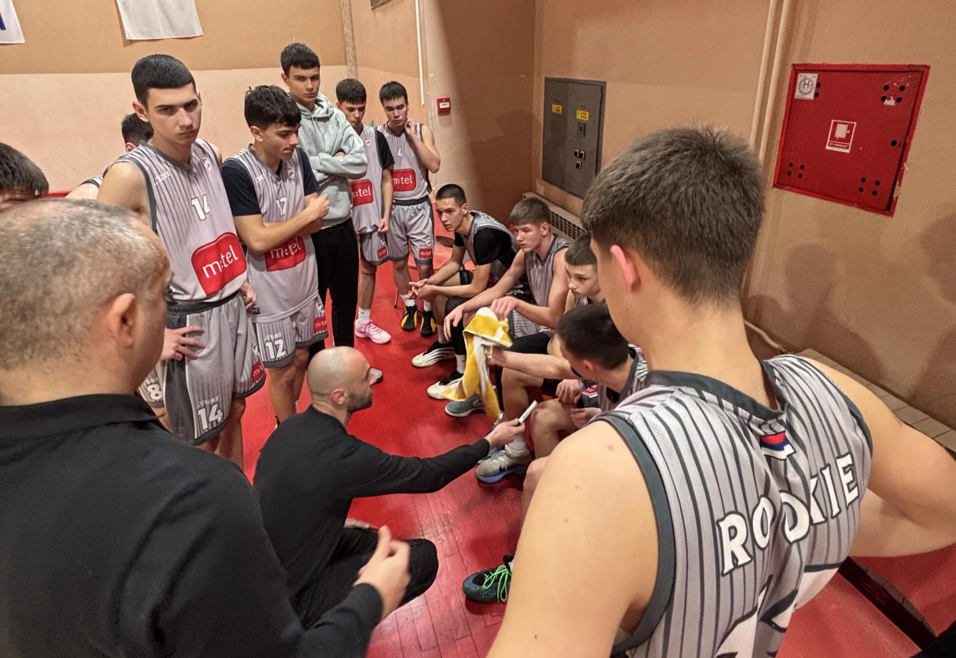 Kadeti nastavljaju niz