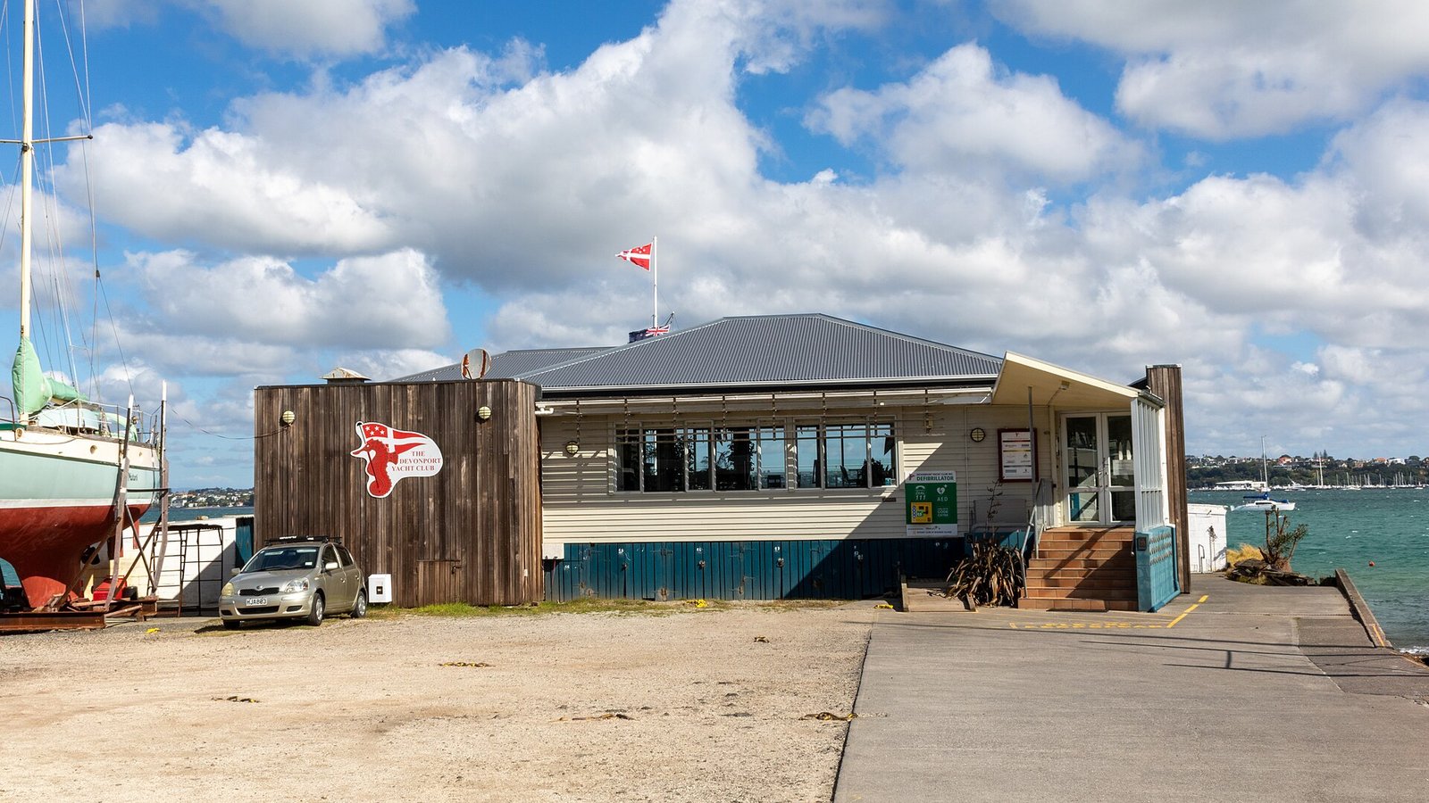 Devonport Yacht Club
