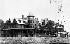 Larchmont Yacht Club