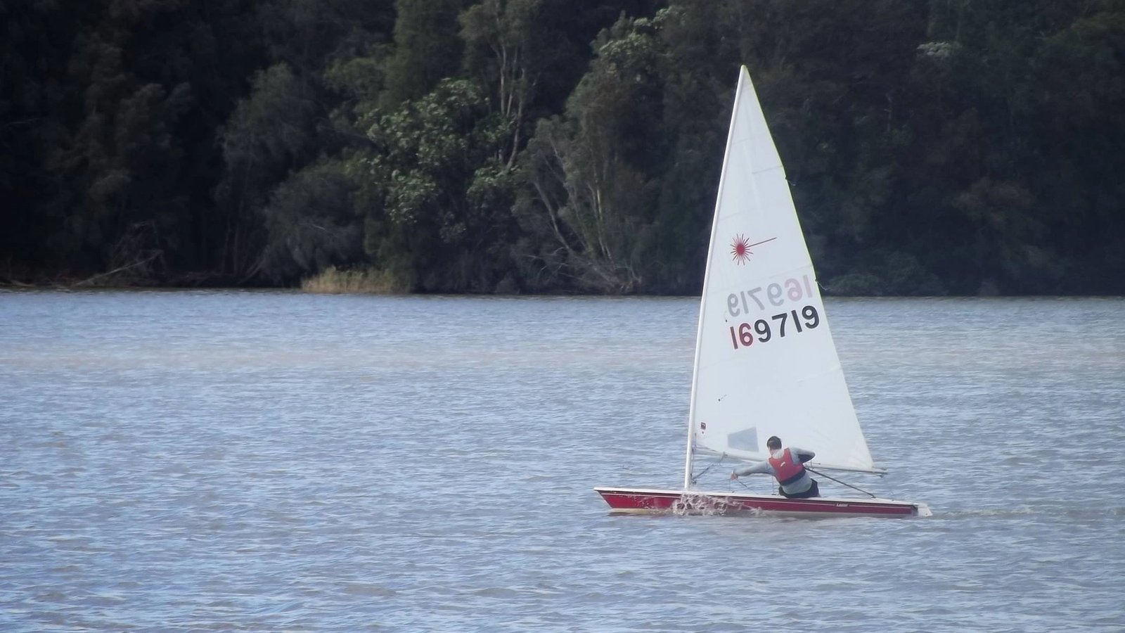 Chipping Norton Lake Sailing Club