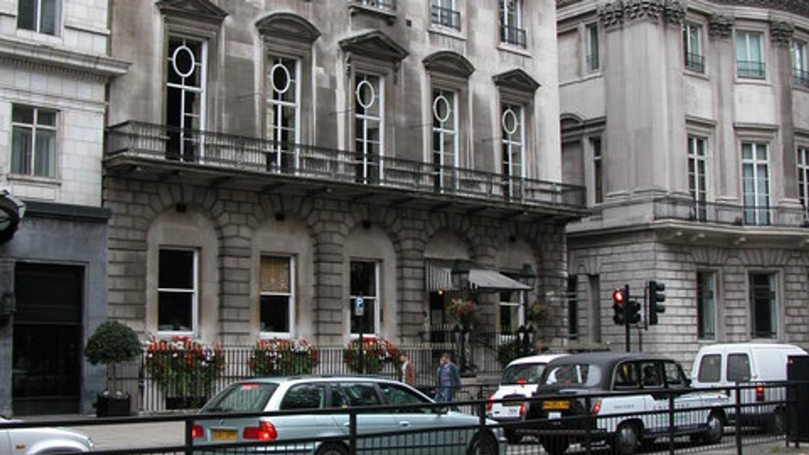 St James's Club
