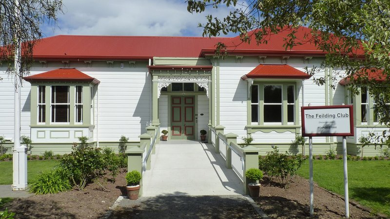 Feilding Club