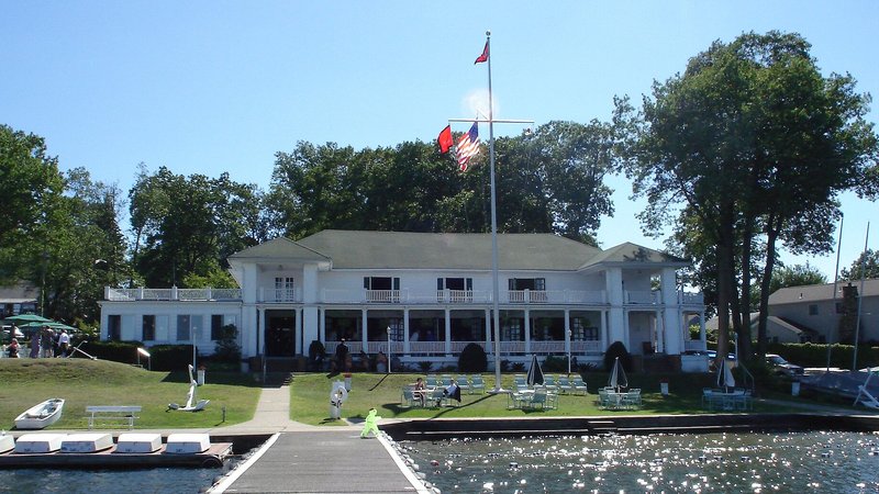 Lake Hopatcong Yacht Club