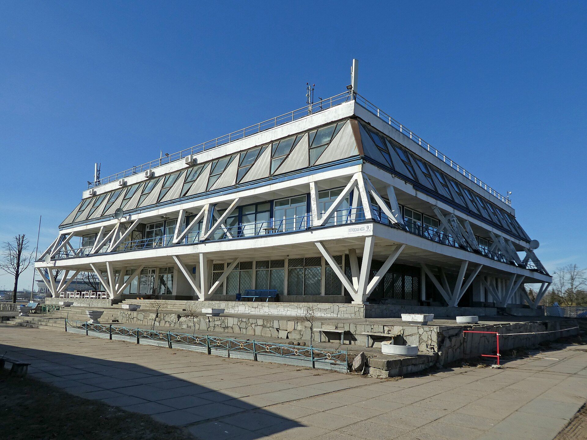 Saint Petersburg River Yacht Club — new building
