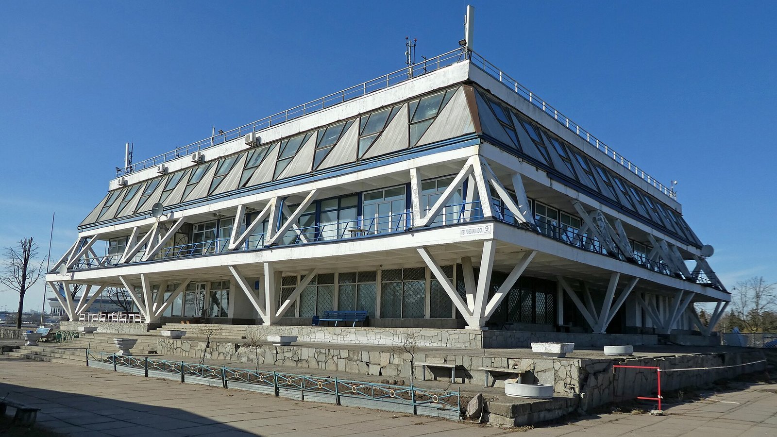Saint Petersburg River Yacht Club — new building