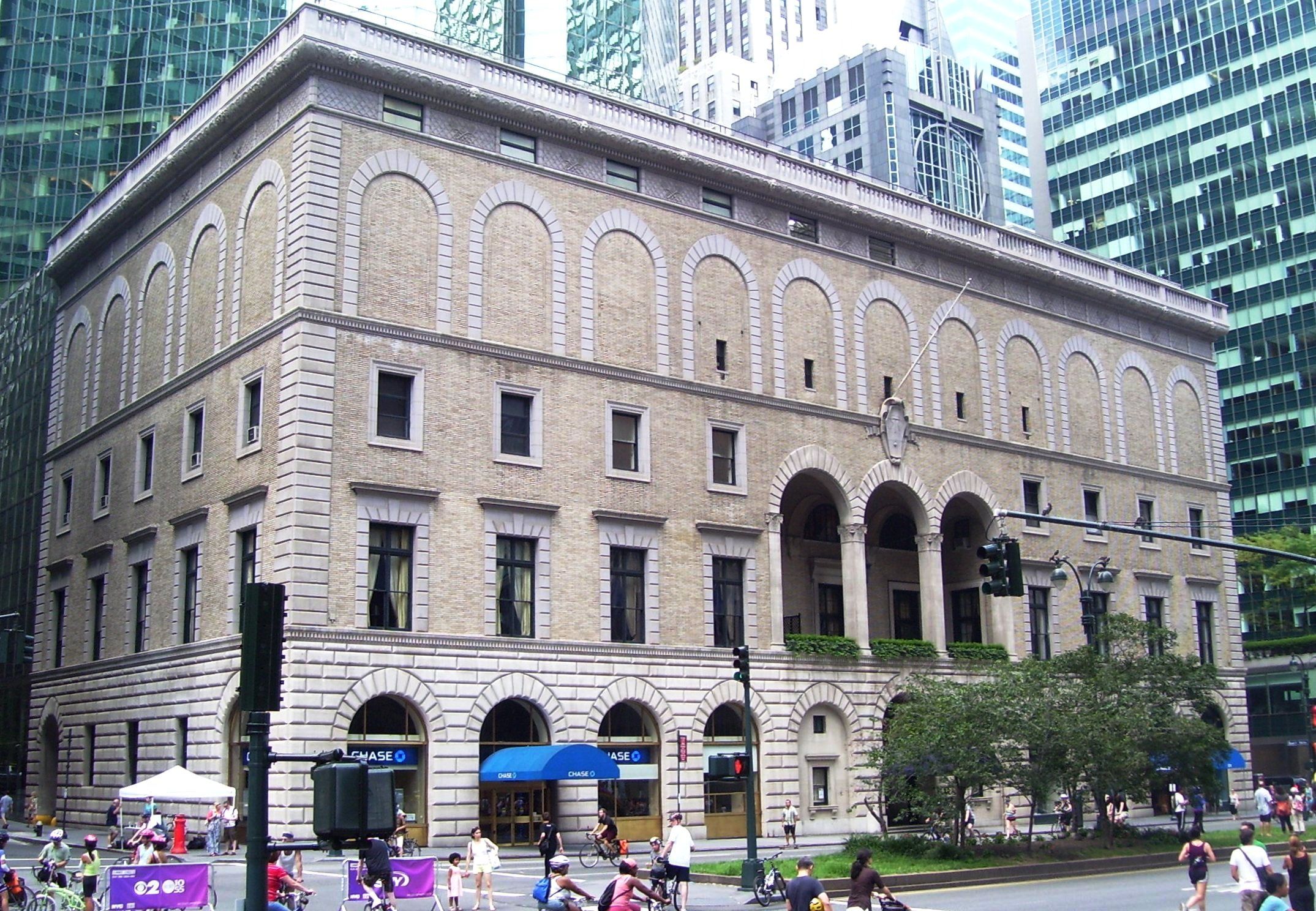 Racquet and Tennis Club