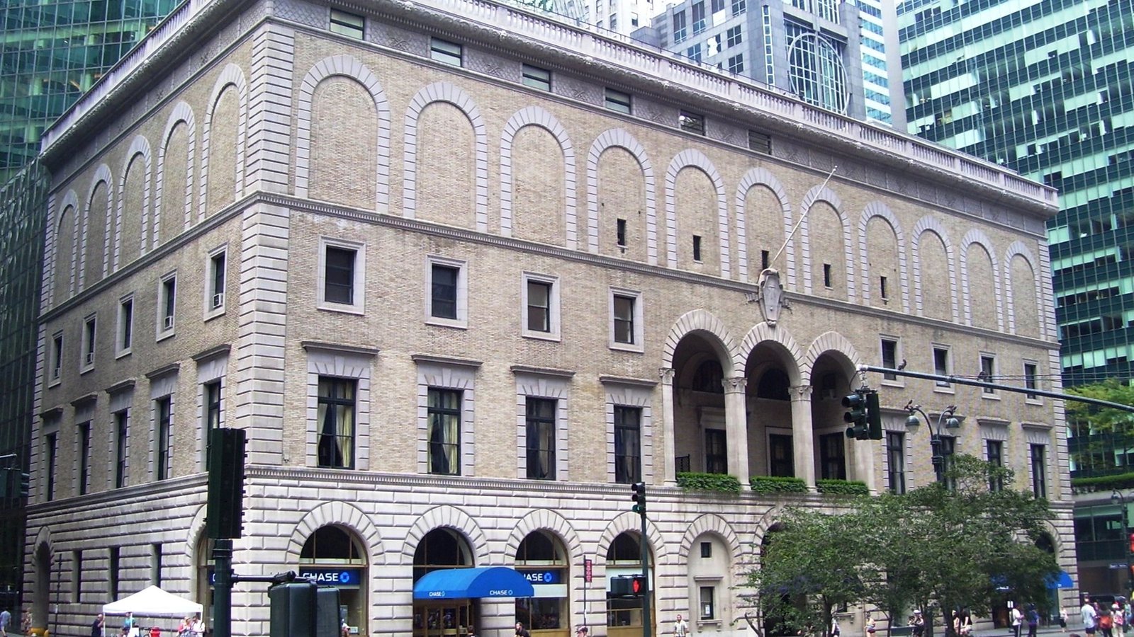 Racquet and Tennis Club