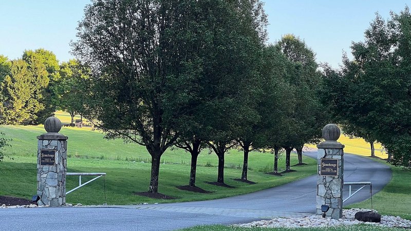 Stonehenge Golf & Country Club