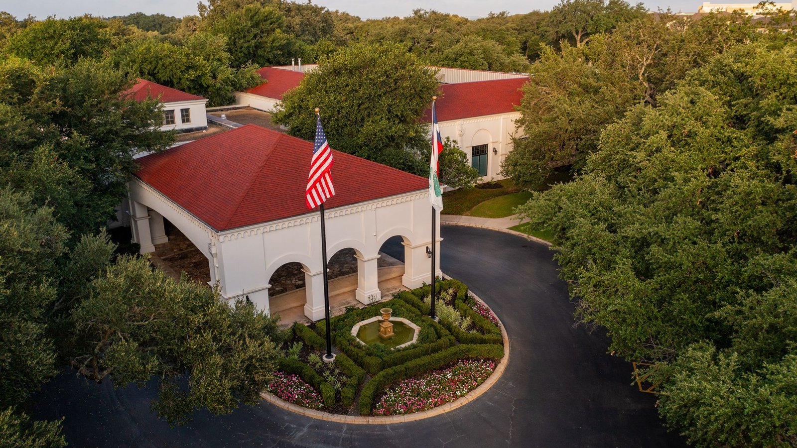Oak Hills Country Club