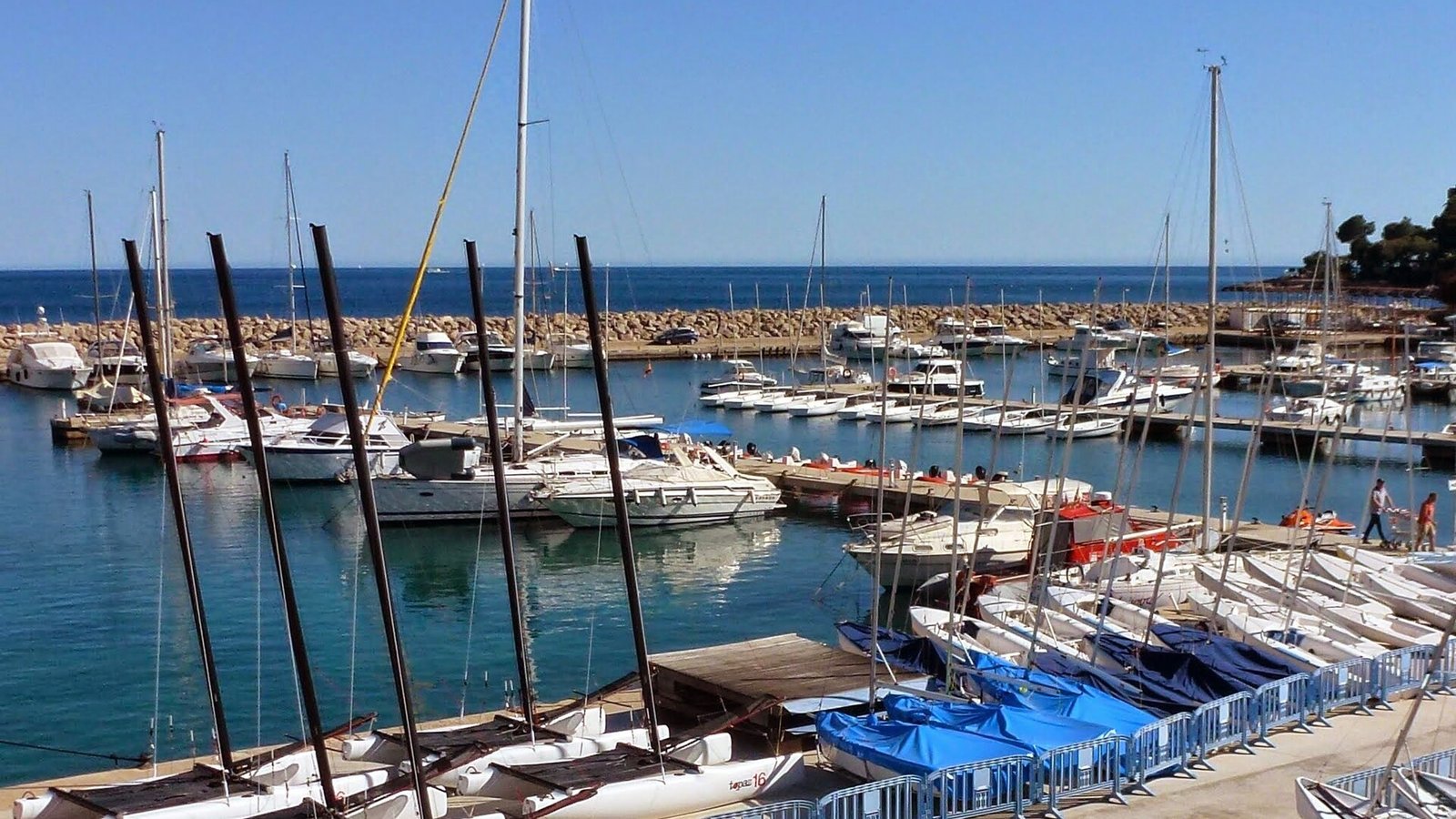 Club nàutic Calanova