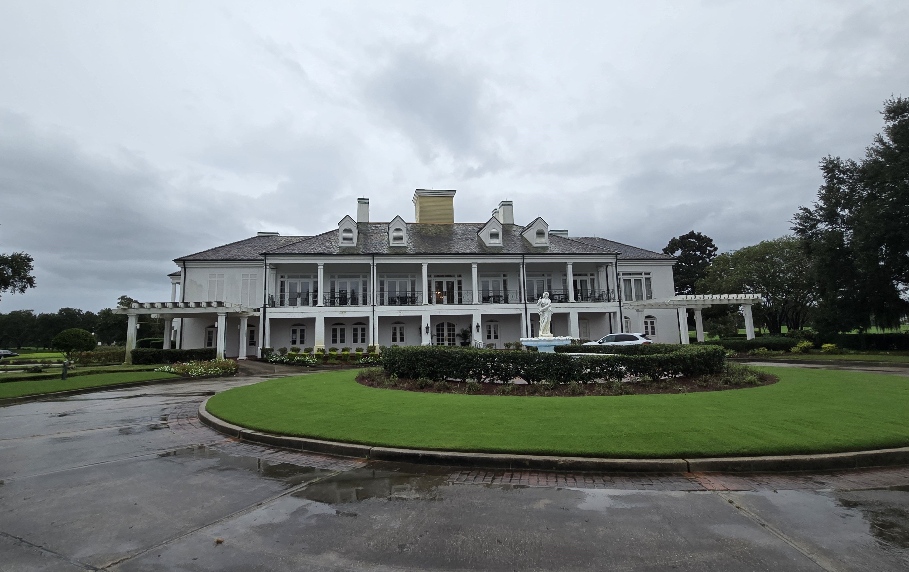 English Turn Golf & Country Club