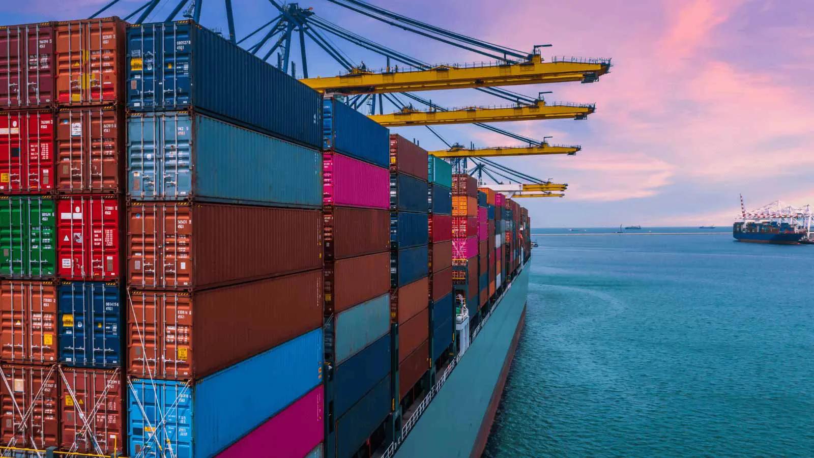 Shipping Between the US and the 7 Most Visited Asian Nations
