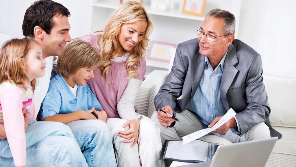 How the Life Licence Qualification Program Benefits Insurance Agents
