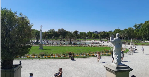Le Jardin du Luxembourg : quelles activités pour les familles ?