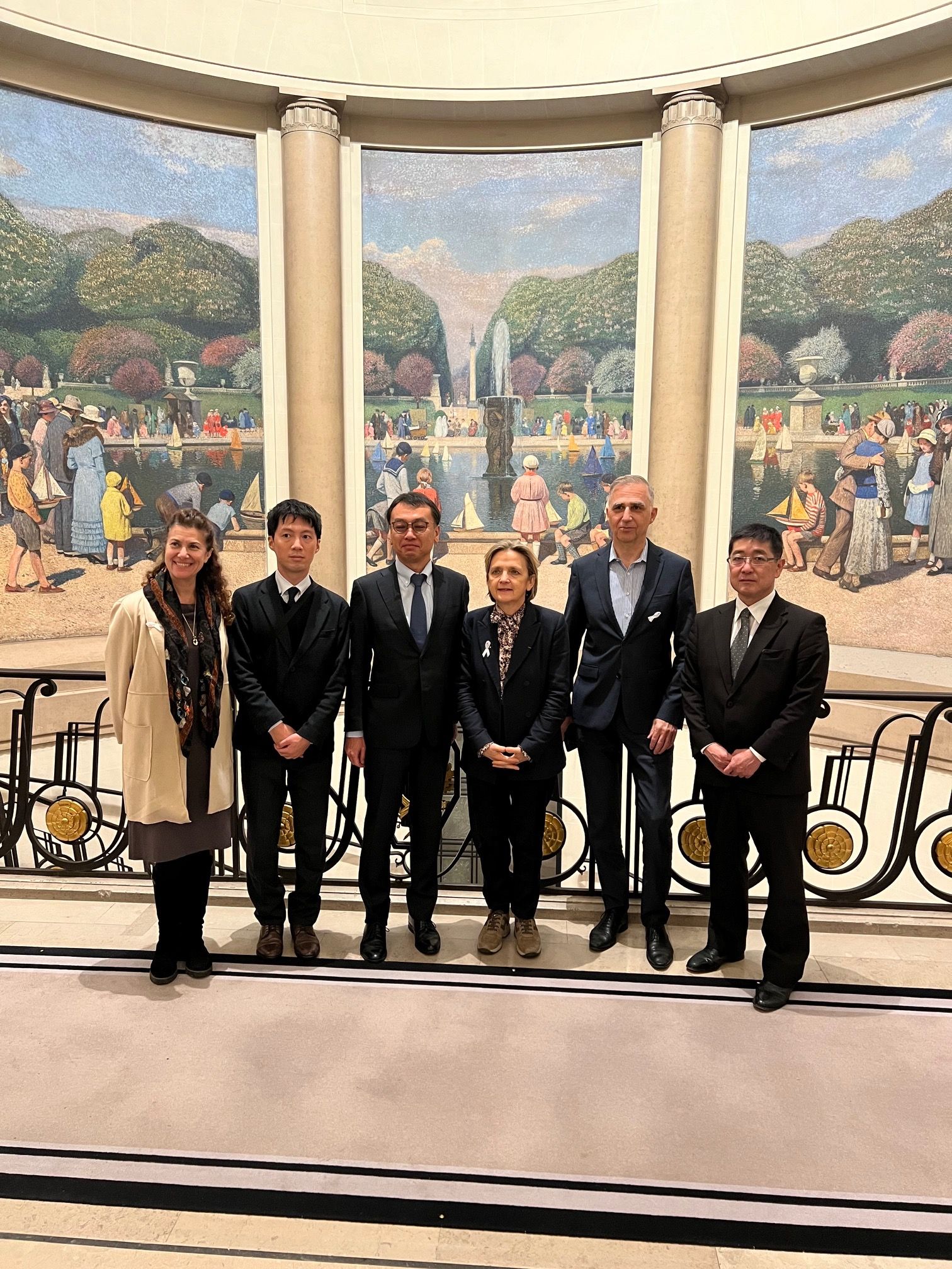 Visite de la délégation japonaise de Bunkyō-ku à la mairie du 5ᵉ — Novembre 2024