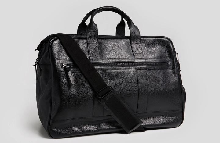 Como cuidar de sua bolsa de couro