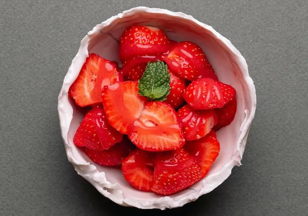 Salade de fraises fraîches