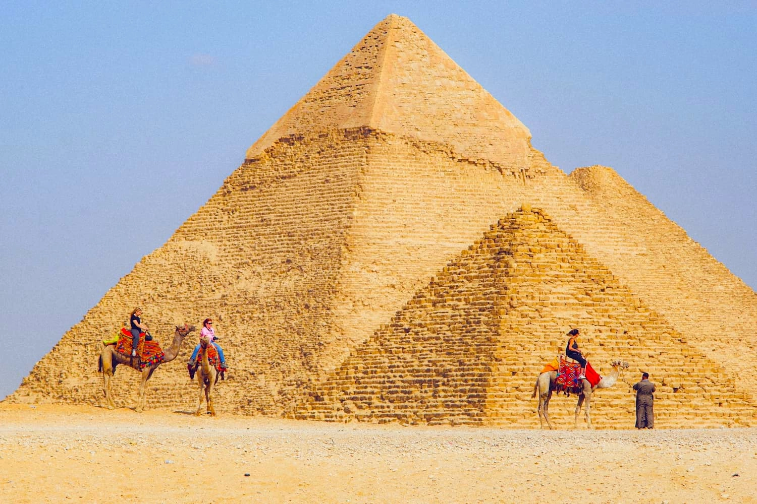 12 Facts About Egyptian Pyramids | Secrets, History & Wonders