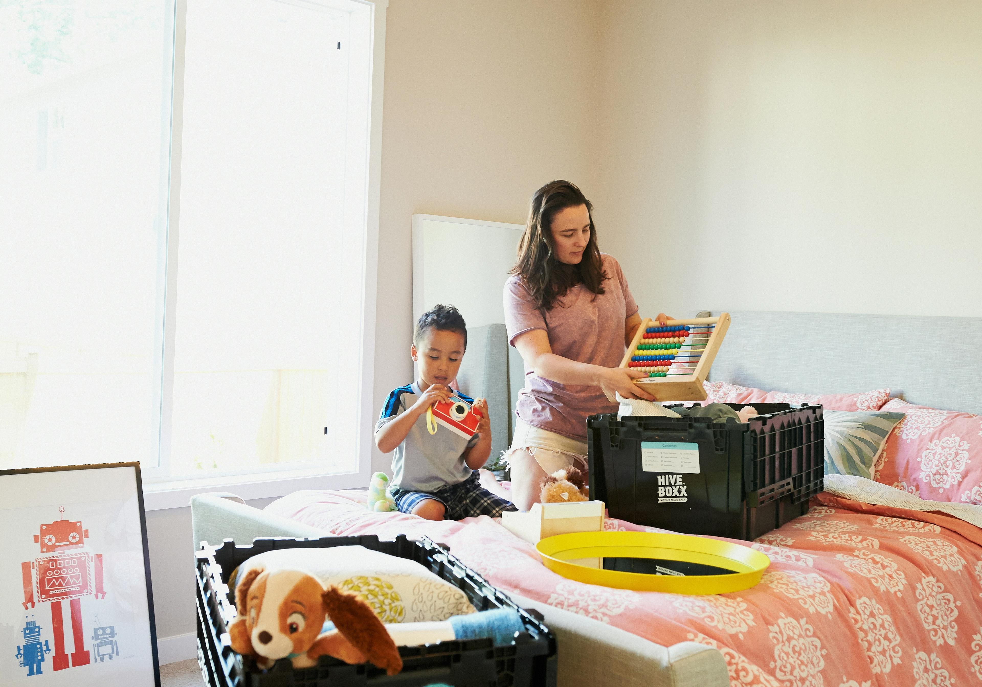 Family moving houses during Sydney School holidays