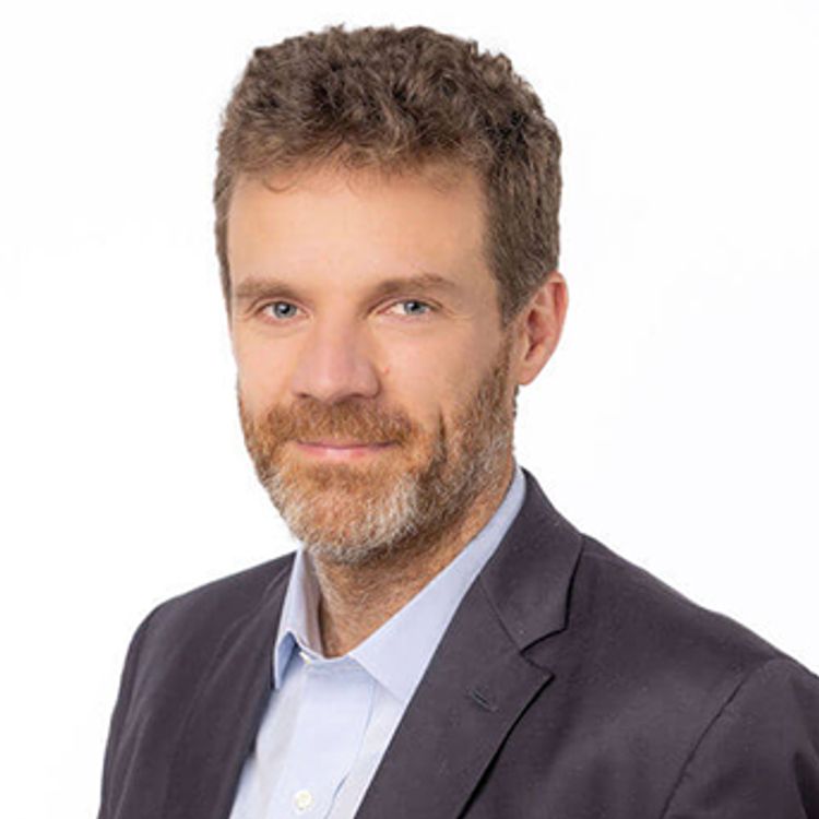 Profile picture of Jeremy Bell