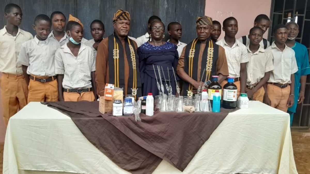 Remolanders Social Club Empowers Local Schools with Science Laboratory Equipment Donations