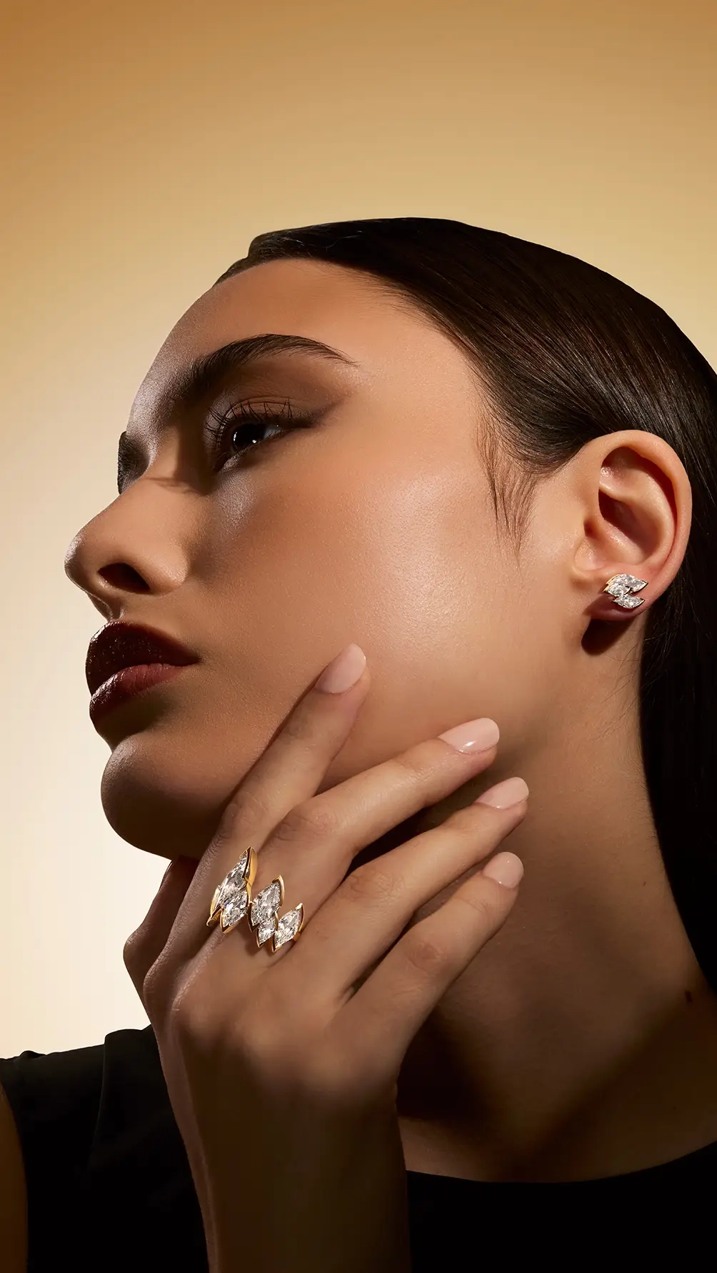 La taille de diamant Flamme brevetée par unsaid est visible sur un collier