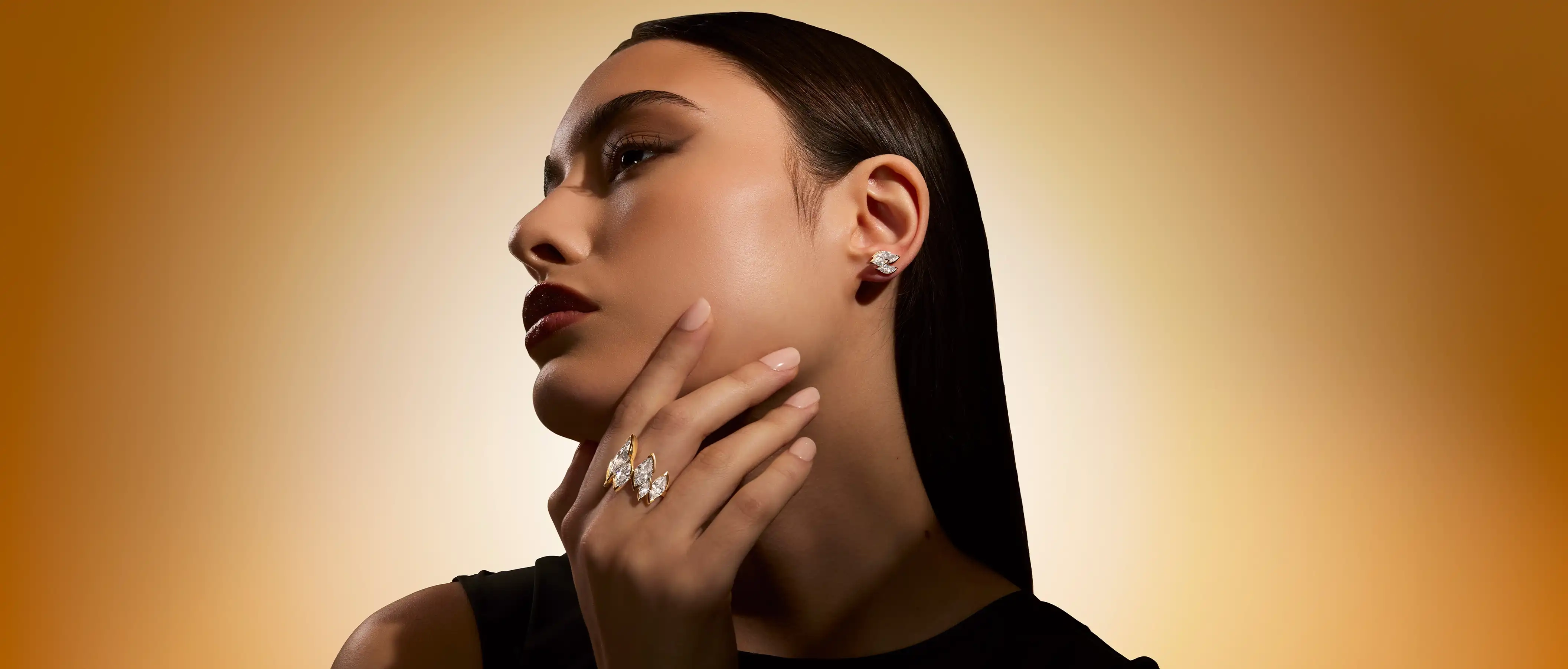 La taille de diamant Flamme brevetée par unsaid est visible sur un collier