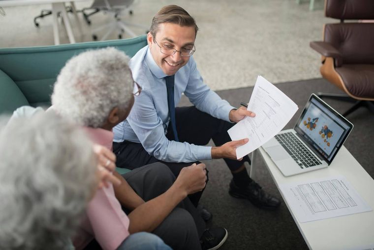 a tax advisor having a client meeting