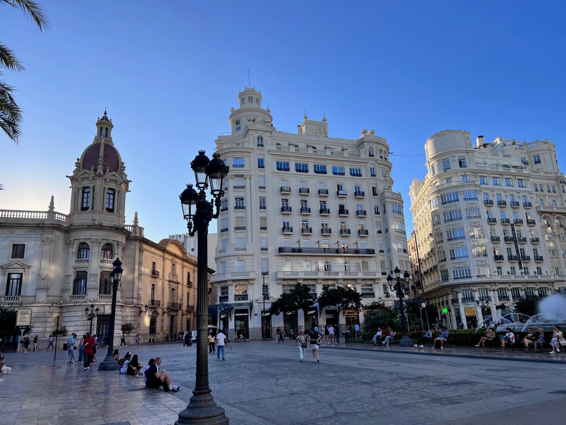 Plaza del Ayuntamiento, València, Costa de Valencia, Spain