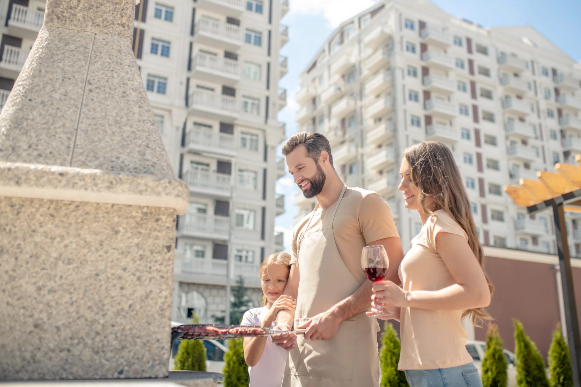 What will Spain's 2025 immigration reform mean for expats?