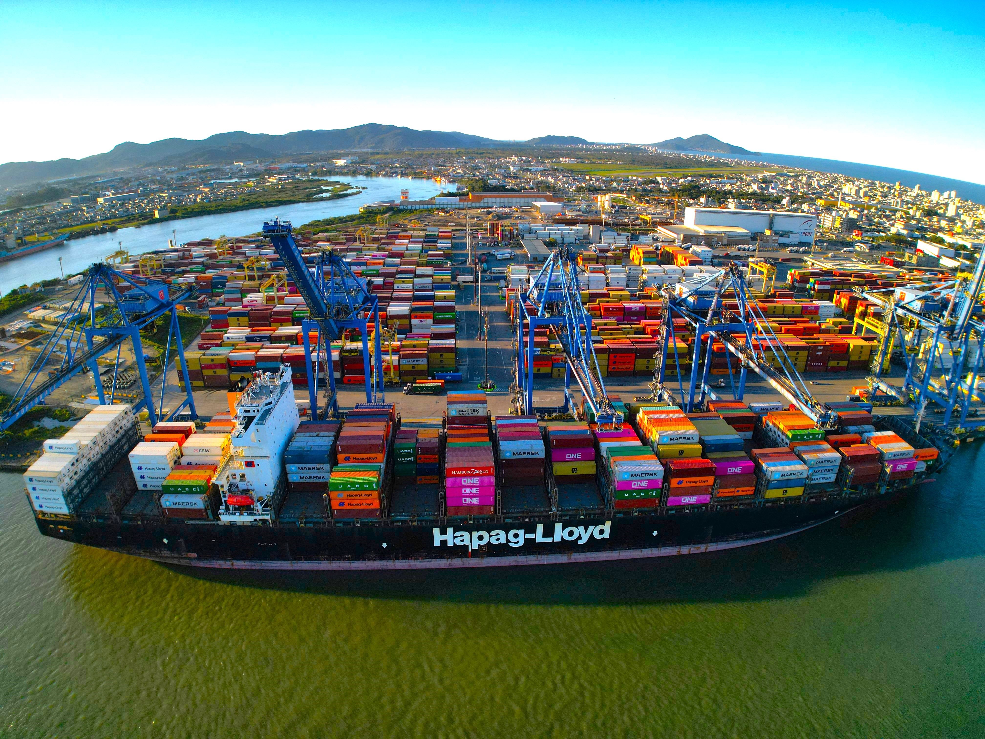 Portonave announces new shipping service between the Americas