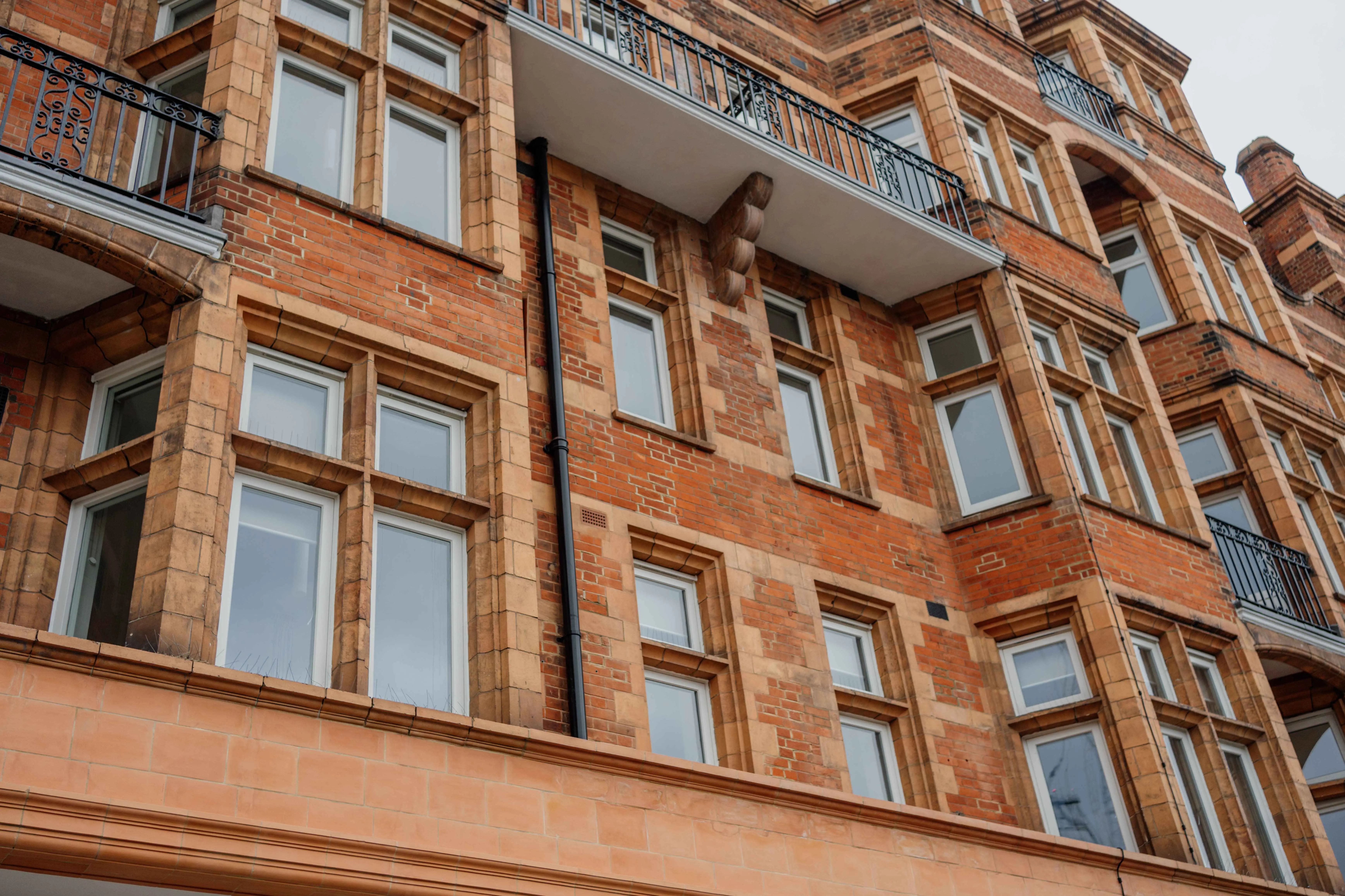 Mumford & Wood Timber Windows & Doors for Builders & Contractors