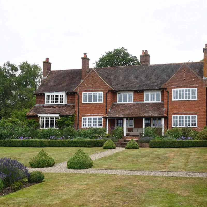 Mumford_and_wood_timber_casement_windows_from_the_conservation_range_12