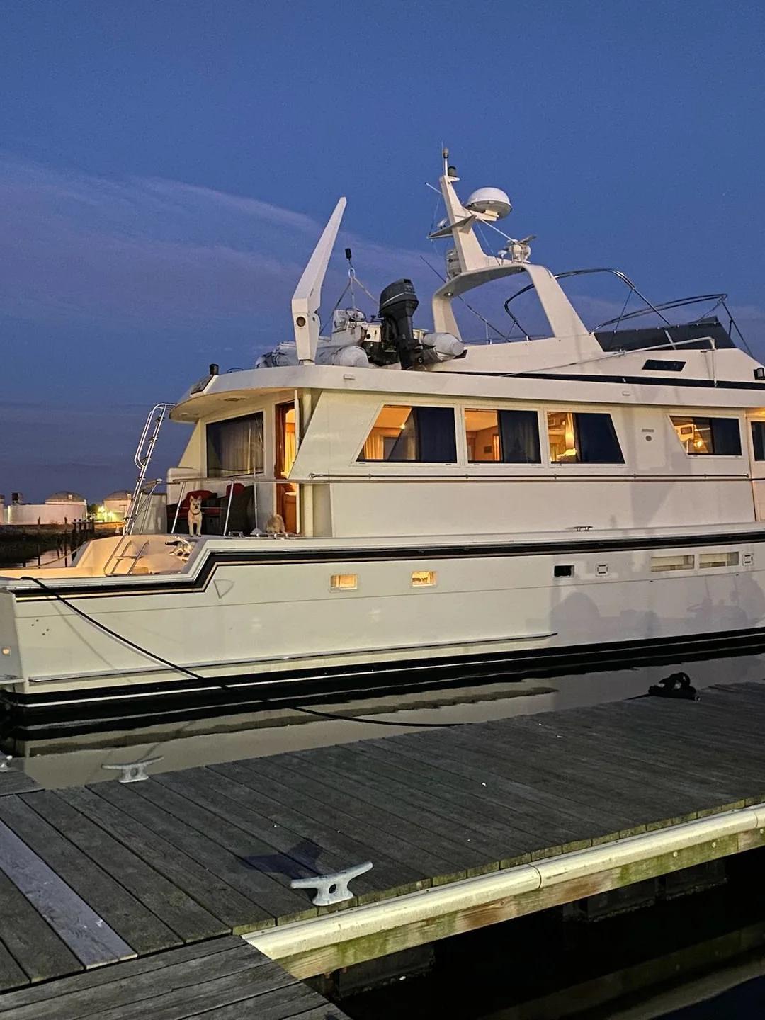 Bed & Breakfast Afloat Boston @ Constitution Marina — photo 39 of 51