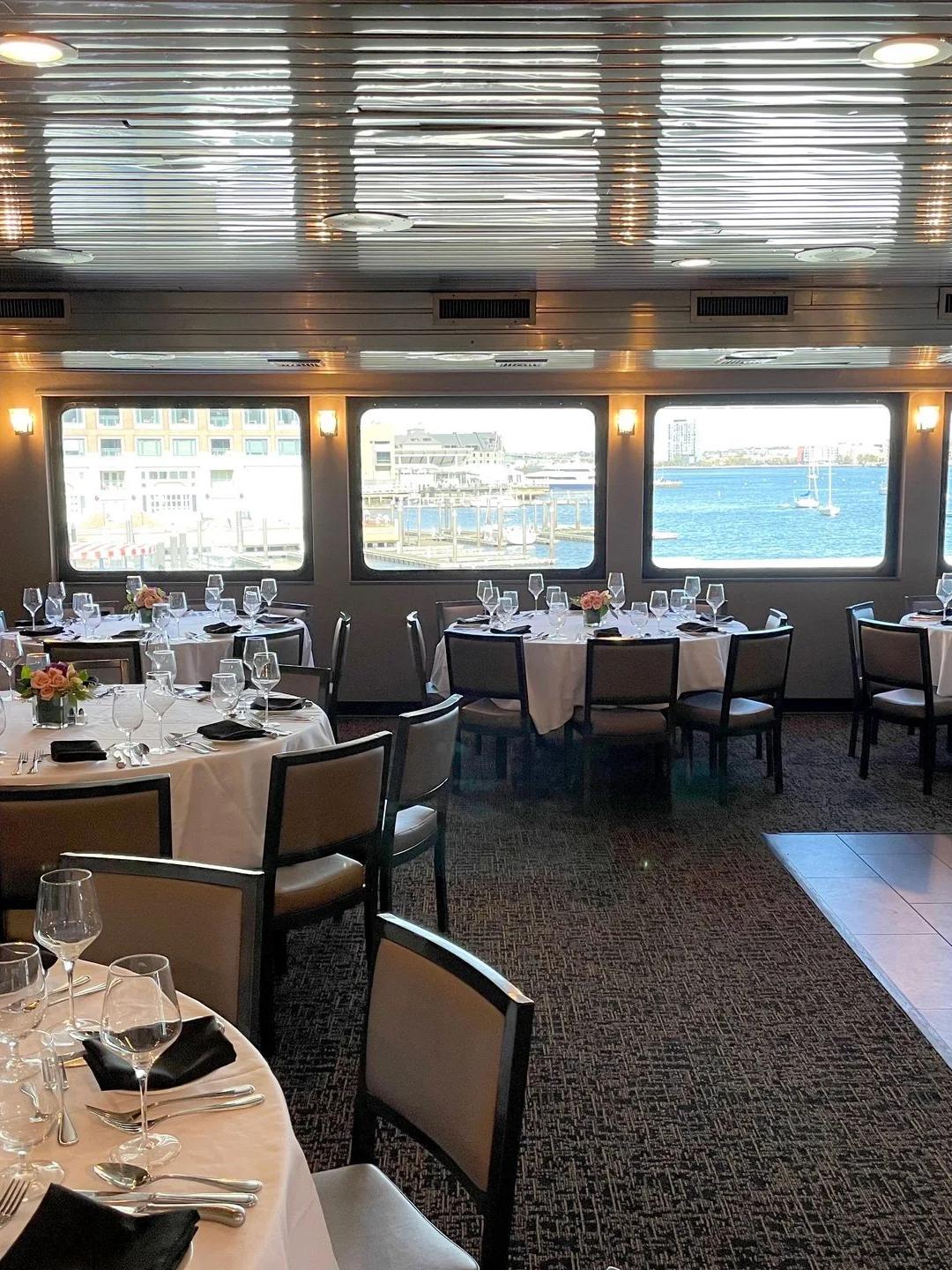 Bed & Breakfast Afloat Boston @ Constitution Marina — photo 4