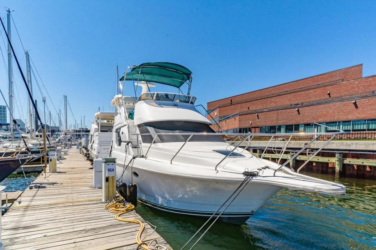 Seaclusion, a Silverton 322 motor yacht
