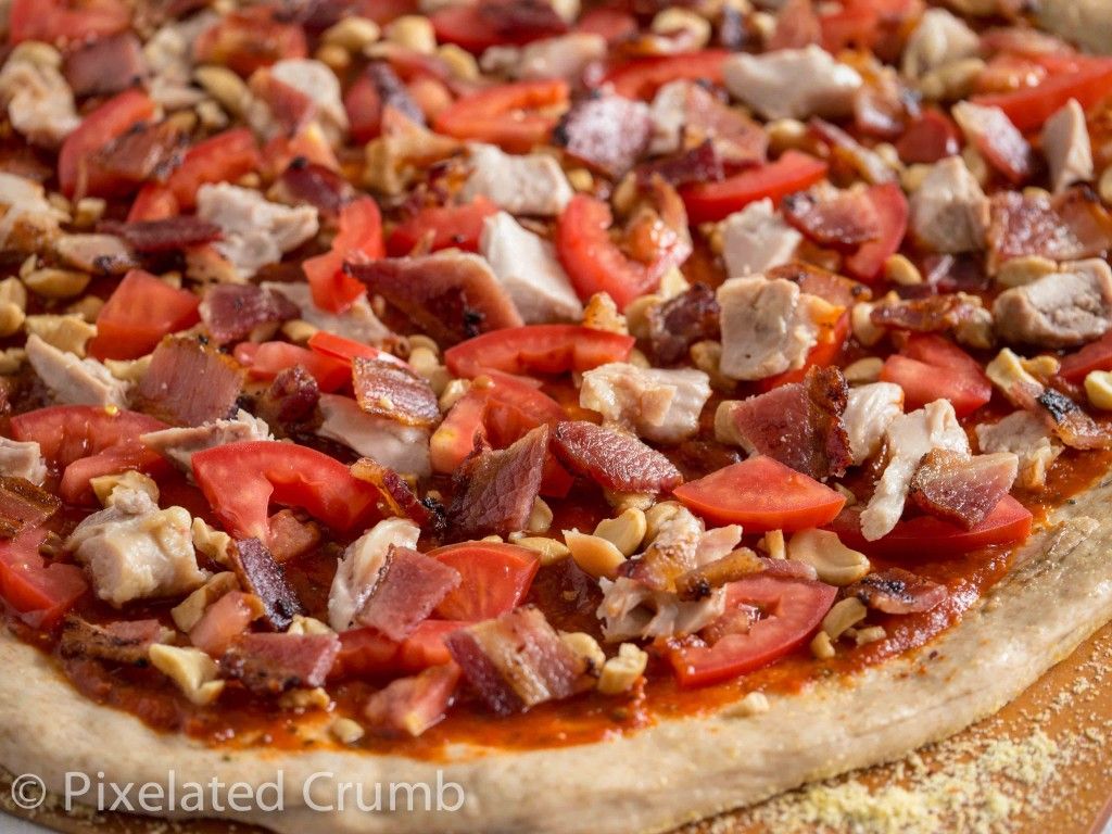 Chicken, Bacon, Cashews and Tomatoes for Chicken Pesto Pizza